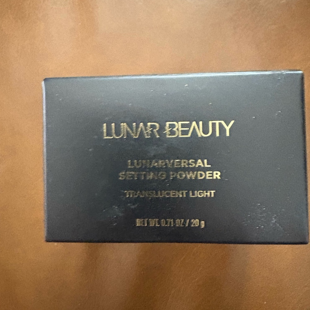 Translucent Light Setting Powder